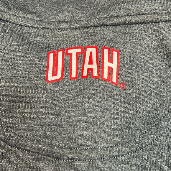 Champion Utah quarter zip pullover. Performance fabric. Reflective logo. X Large - Picture 4 of 6